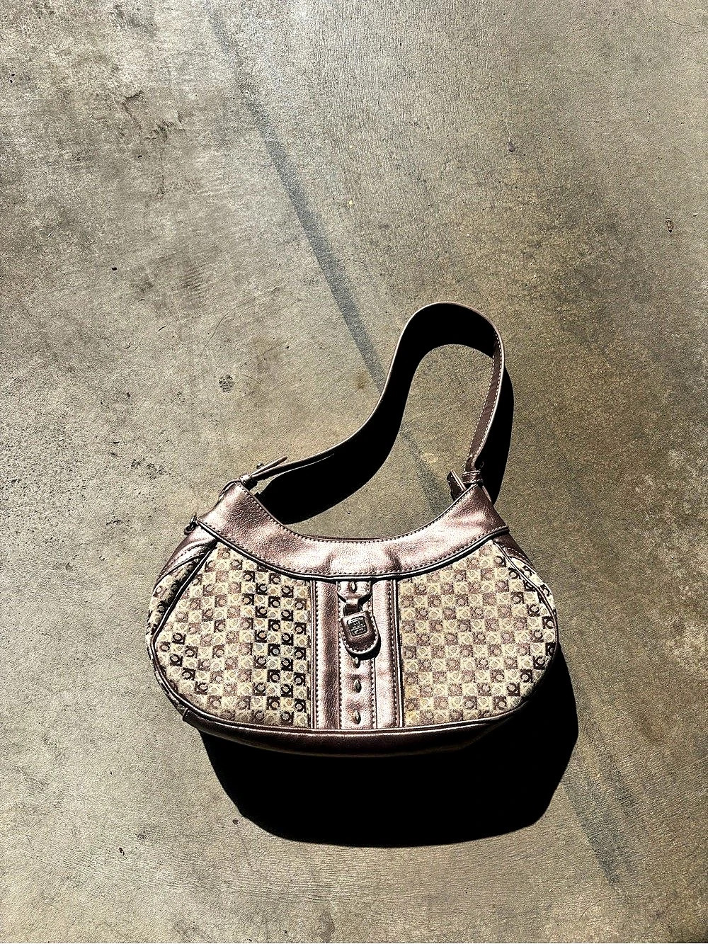 Liz Claiborne Shoulder Bag in Brown & Pink
